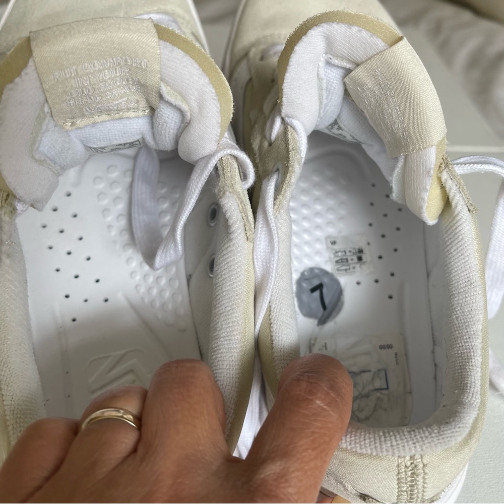Vans ComfyCush Old Skool Overt Sneakers - Picture 13 of 16